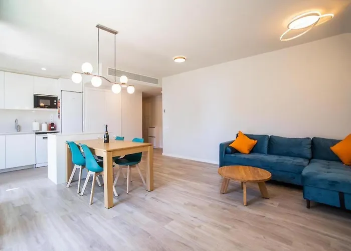 Forum Casa Barcelona Сан-Адриан-де-Бесос